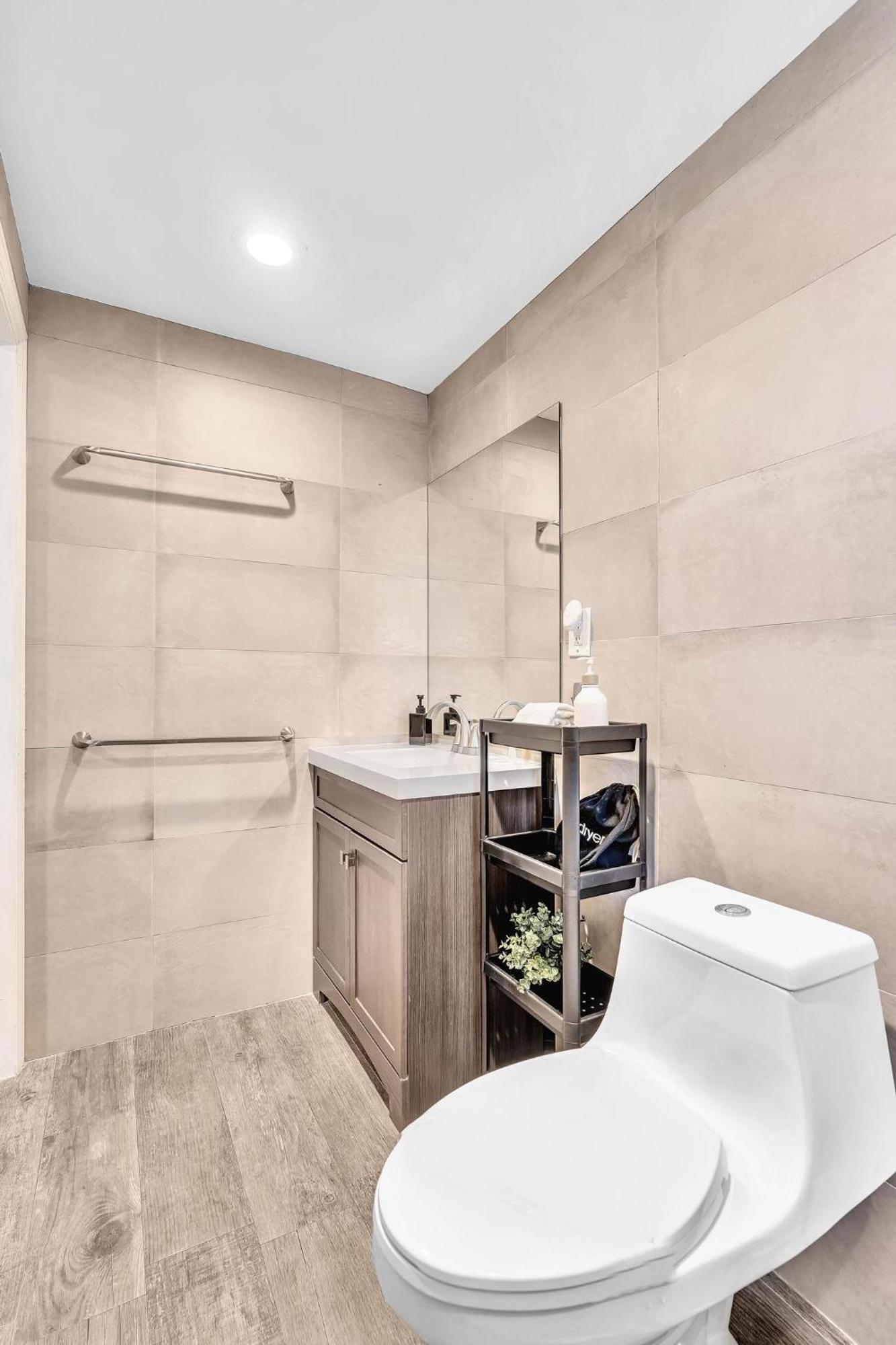 Estelo'S Place - Modern Townhouse With King Bed, Only 5 Min From The Airport! 迈阿密 外观 照片