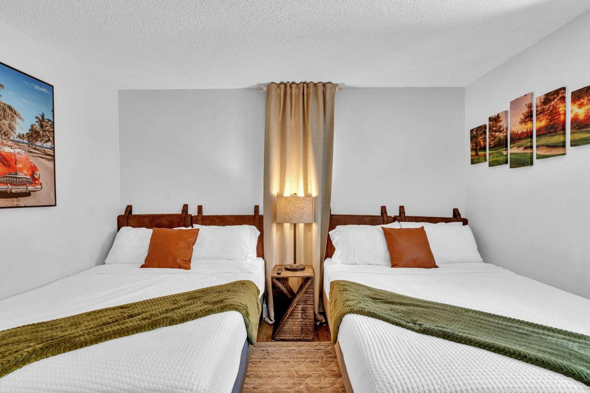 Estelo'S Place - Modern Townhouse With King Bed, Only 5 Min From The Airport! 迈阿密 外观 照片